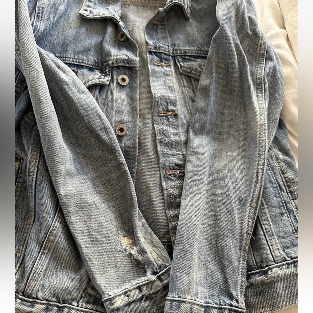 Lucky tomboy trucker Jean jacket size small. Like new condition